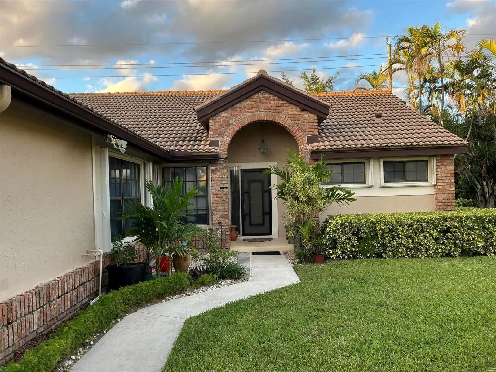 7207 Le Chalet Boulevard, Boynton Beach FL 33472 photo 2