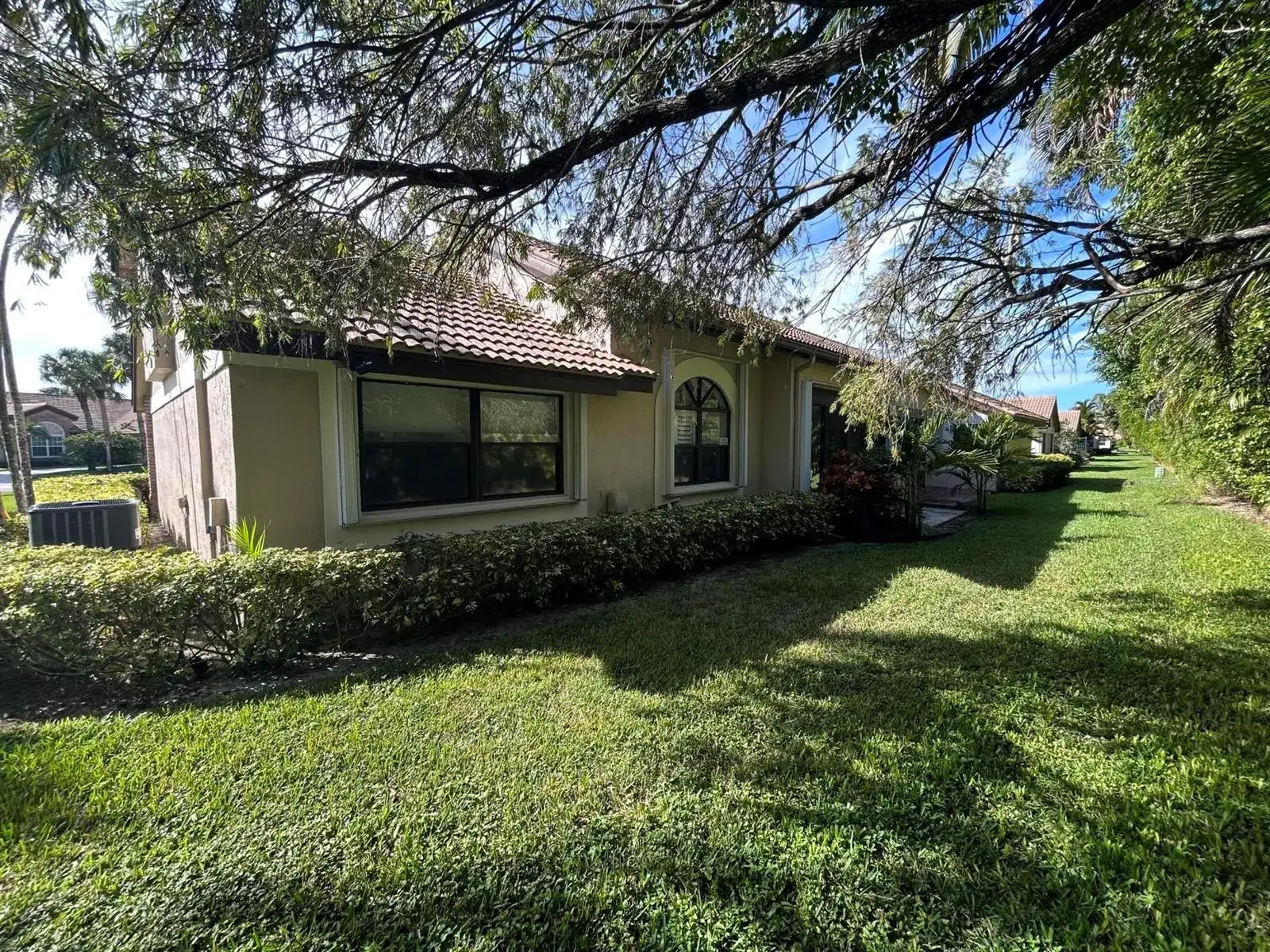 7207 Le Chalet Boulevard, Boynton Beach FL 33472 photo 3