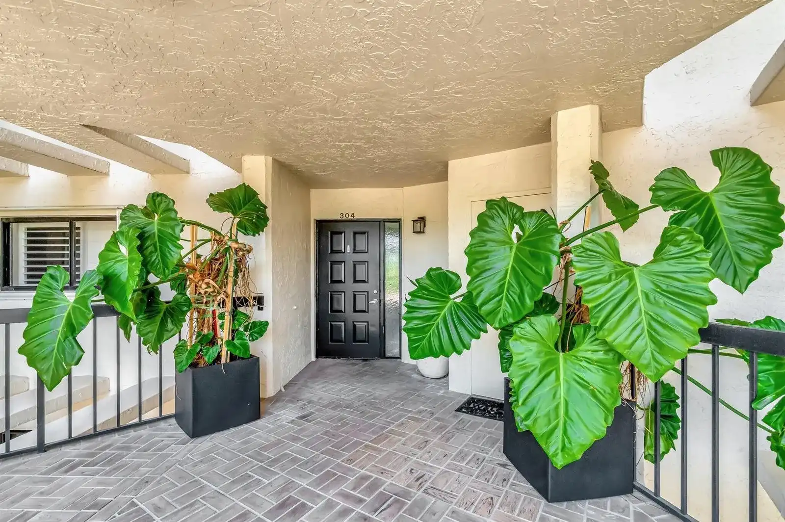 5279 S Fountains Dr S # 304, Lake Worth FL 33467