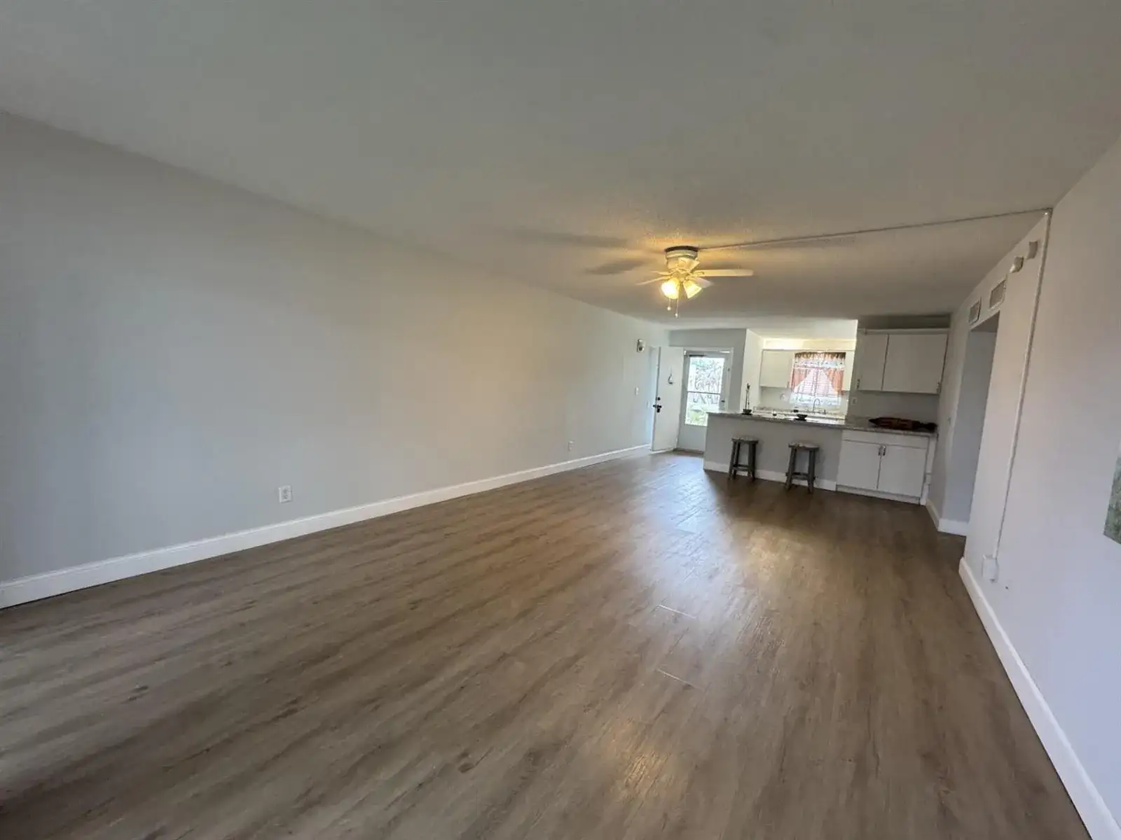 1310 NE 14th Court Apt K19, Jensen Beach FL 34957 photo 2