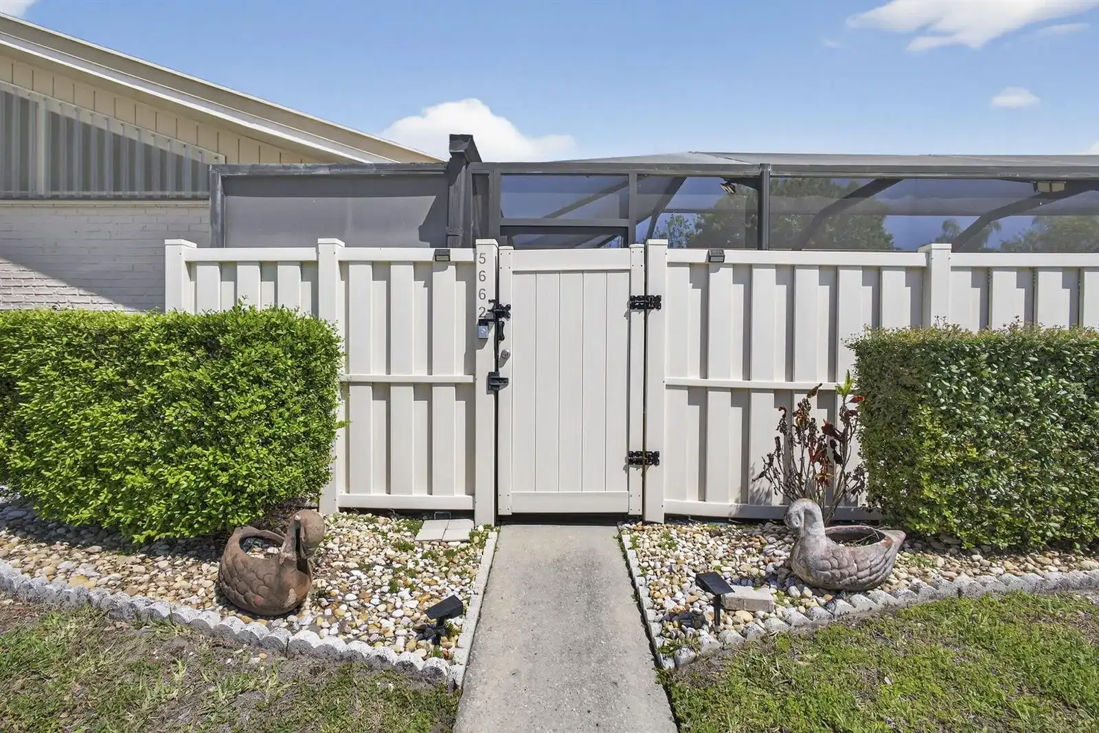 5662 Golden Eagle Circle, Palm Beach Gardens FL 33418