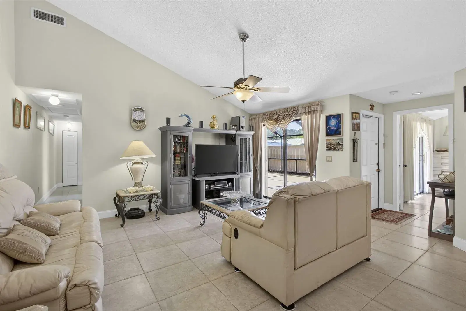 5662 Golden Eagle Circle, Palm Beach Gardens FL 33418