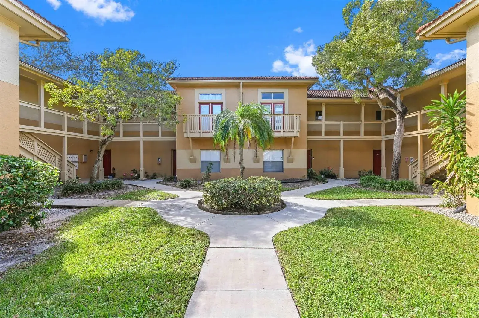 4791 Via Palm Lakes # 1706, West Palm Beach FL 33417