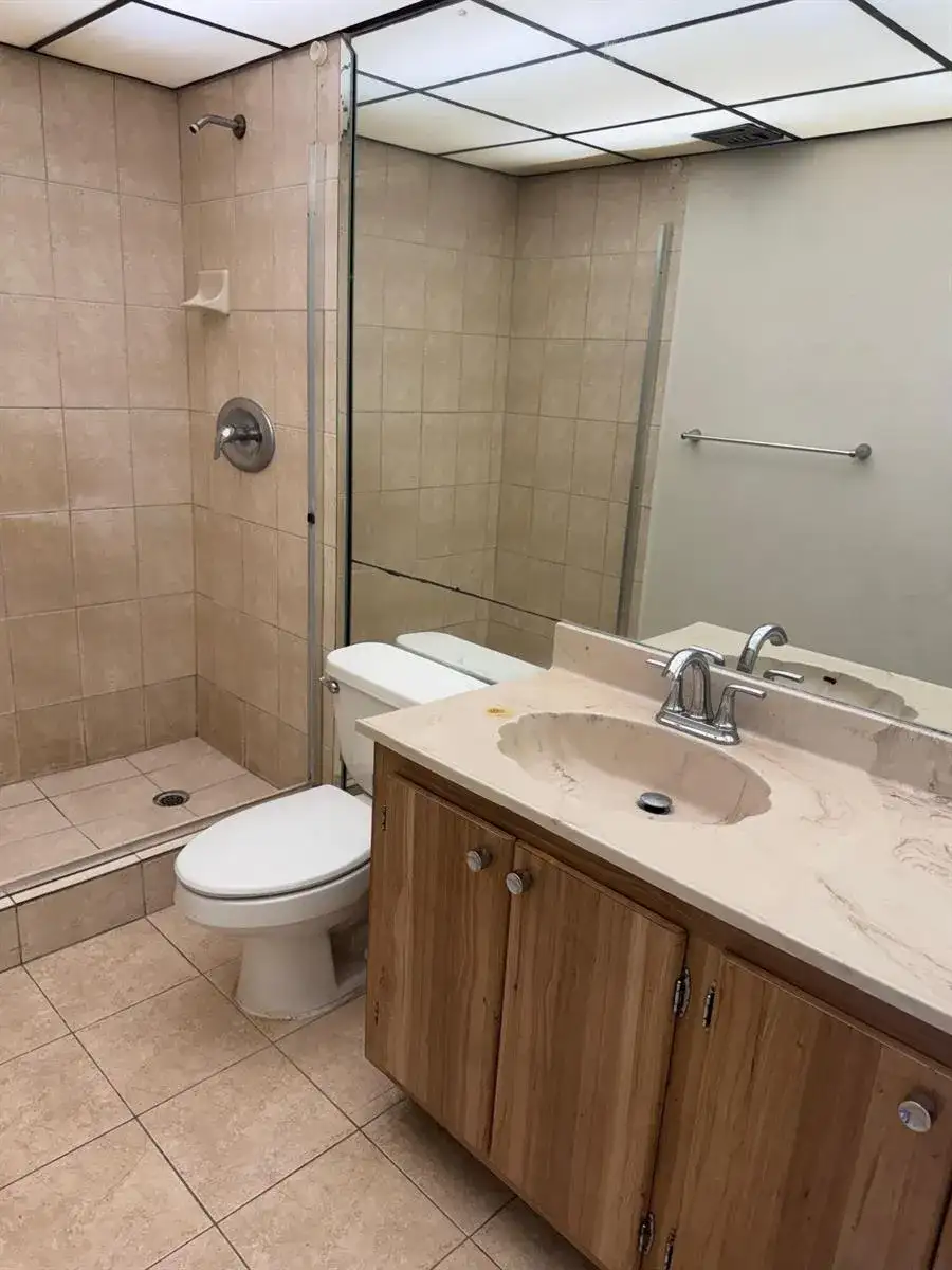 3141 NW 47th Terrace # 430, Lauderdale Lakes FL 33319 photo 2
