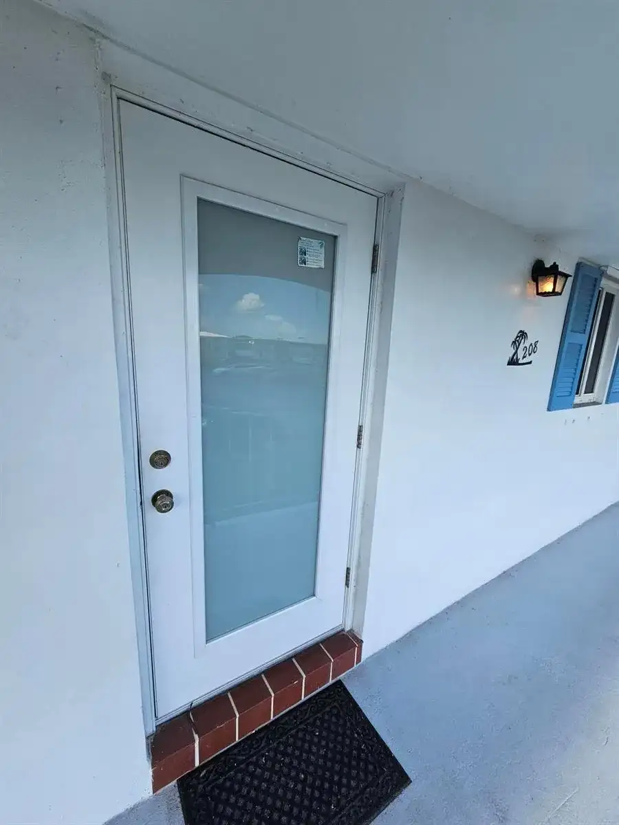 1115 Lake Terrace # 208, Boynton Beach FL 33426 photo 2