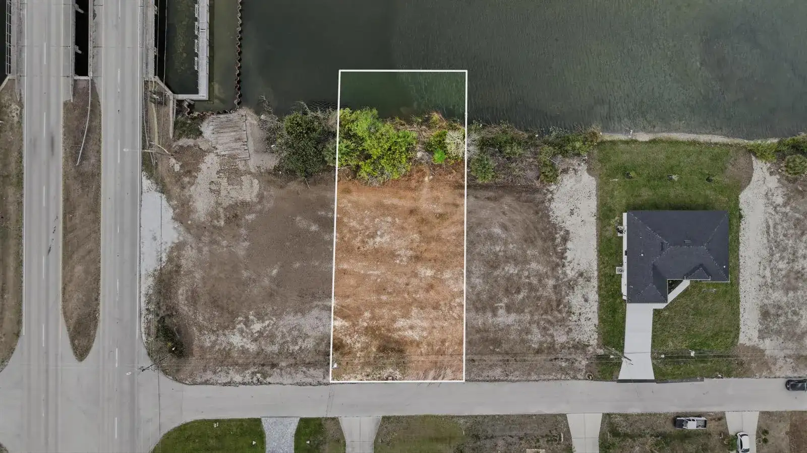 1525 NW 17th Street, Cape Coral FL 33993 photo 2
