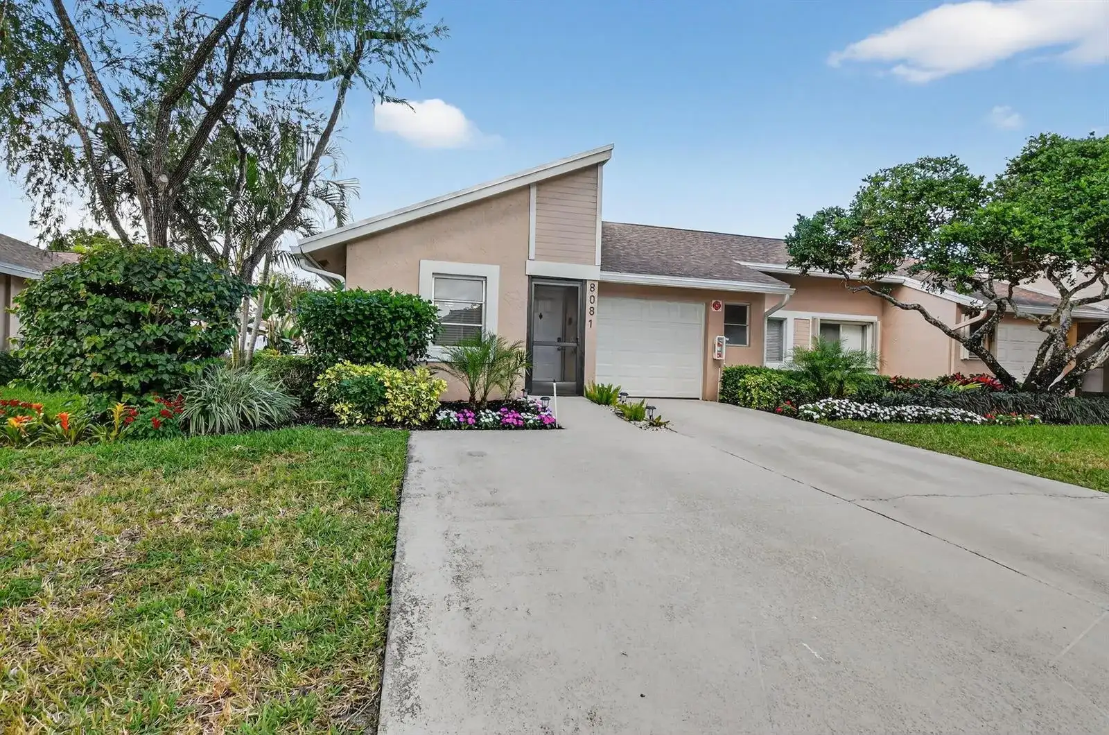 8081 Springtree Road, Boca Raton FL 33496 photo 2