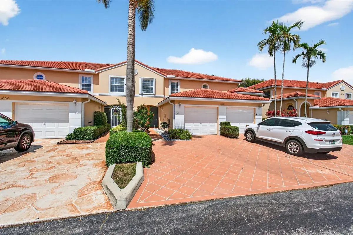 12468 Crystal Pointe Drive # 102, Boynton Beach FL 33437