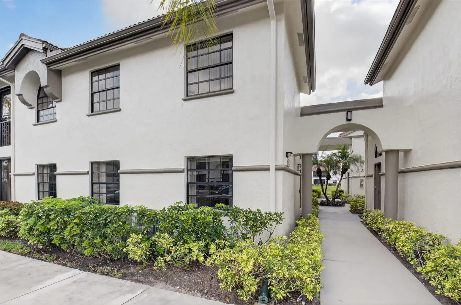 5226 Europa Drive # H, Boynton Beach FL 33437 photo 2