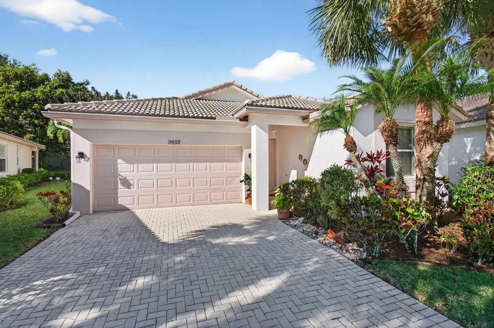 9692 Sandpiper Lane, West Palm Beach FL 33411 photo 2