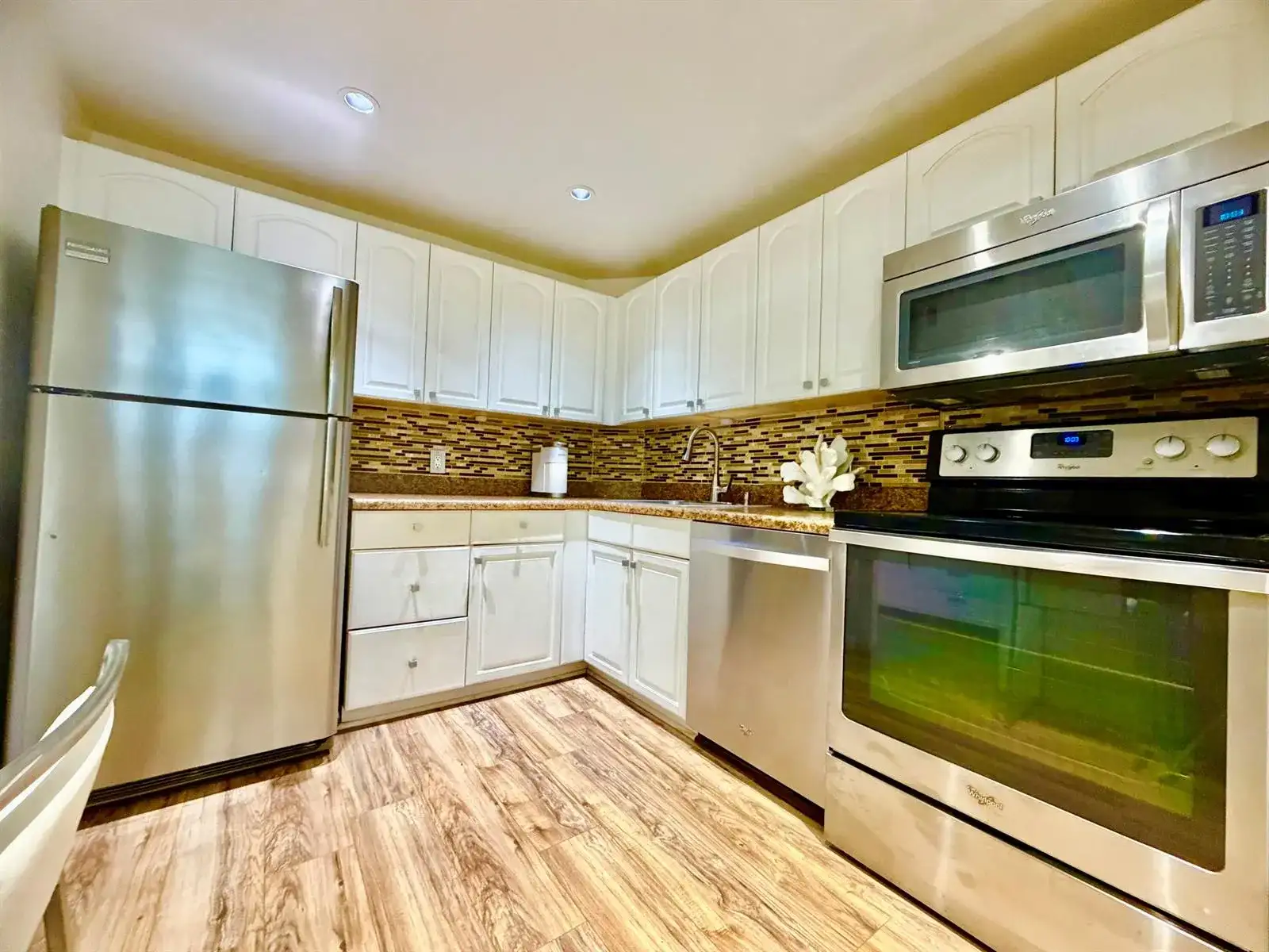3100 N Palm Aire Drive # 706, Pompano Beach FL 33069 photo 3