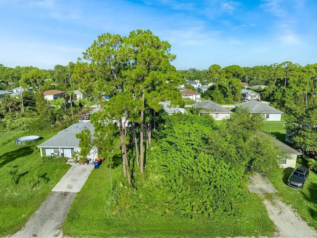 1145 10th Court SW, Vero Beach FL 32962 photo 2