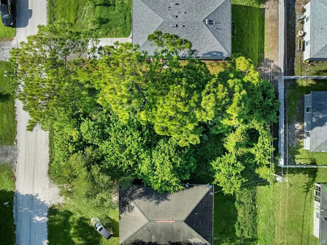 1145 10th Court SW, Vero Beach FL 32962 photo 3