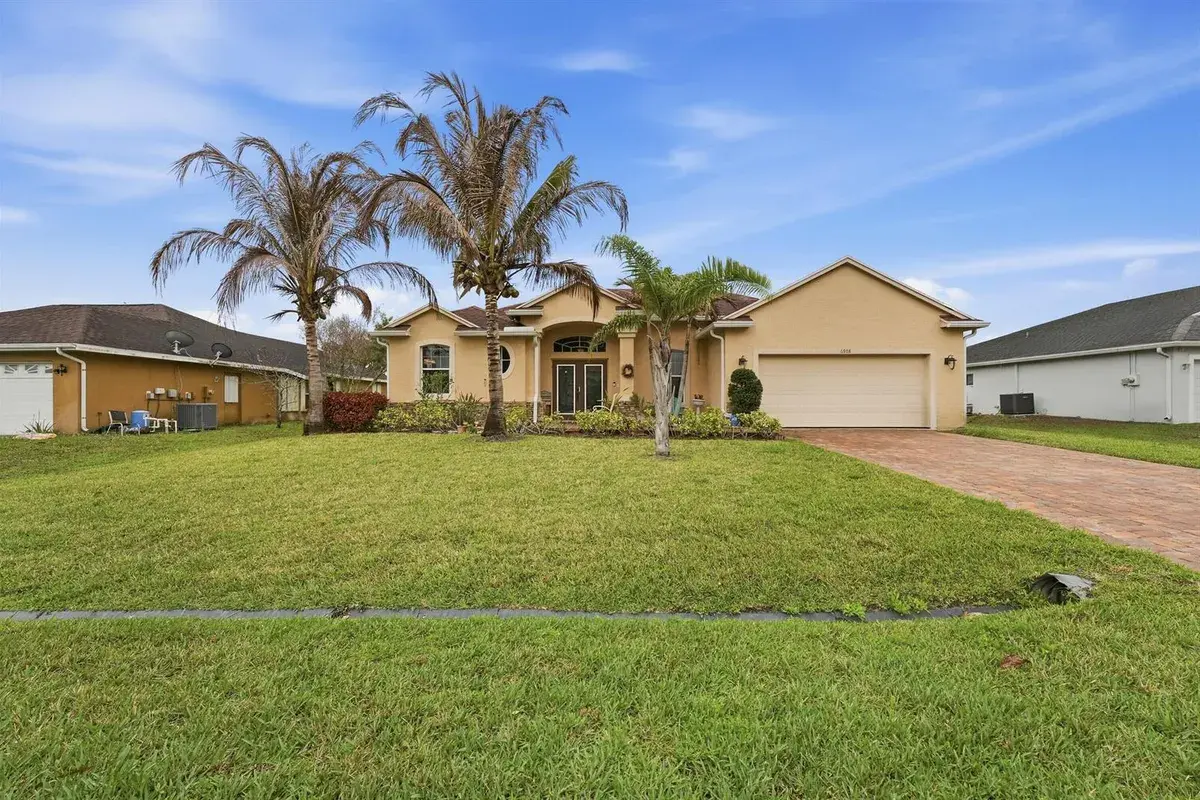 6988 NW Hartney Way, Port St. Lucie FL 34983