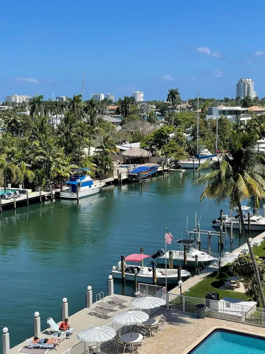 1731 SE 15th Street # 605, Fort Lauderdale FL 33316