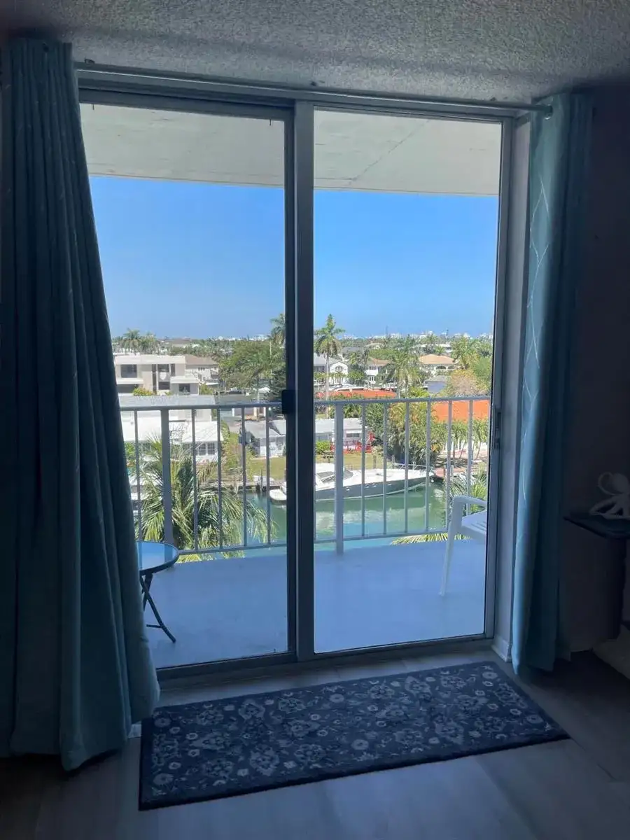 1731 SE 15th Street # 605, Fort Lauderdale FL 33316 photo 2