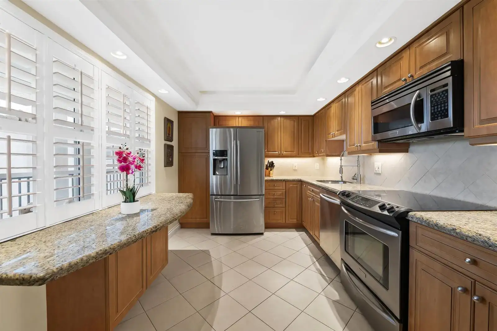 2900 N Course Drive # 909, Pompano Beach FL 33069 photo 2