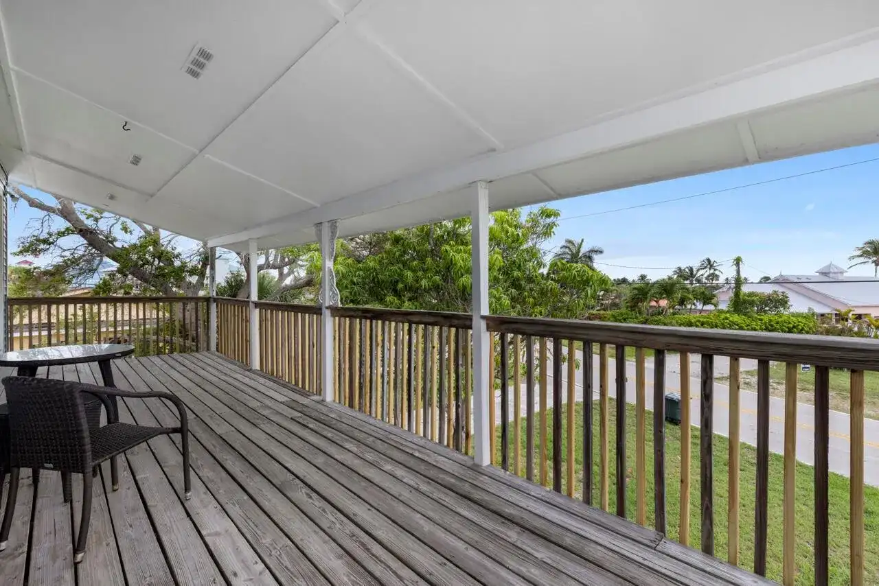 1412 Bayshore Drive, Fort Pierce FL 34949 photo 2