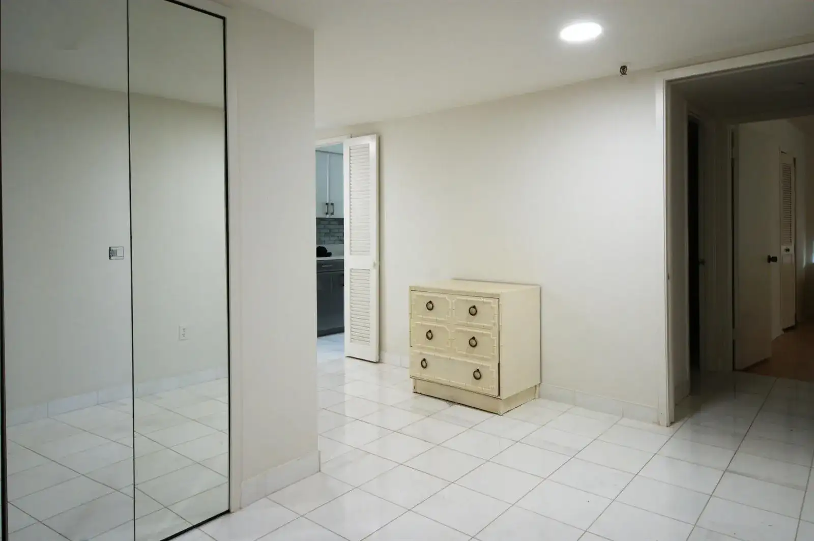 2450 Presidential Way # 208, West Palm Beach FL 33401 photo 3
