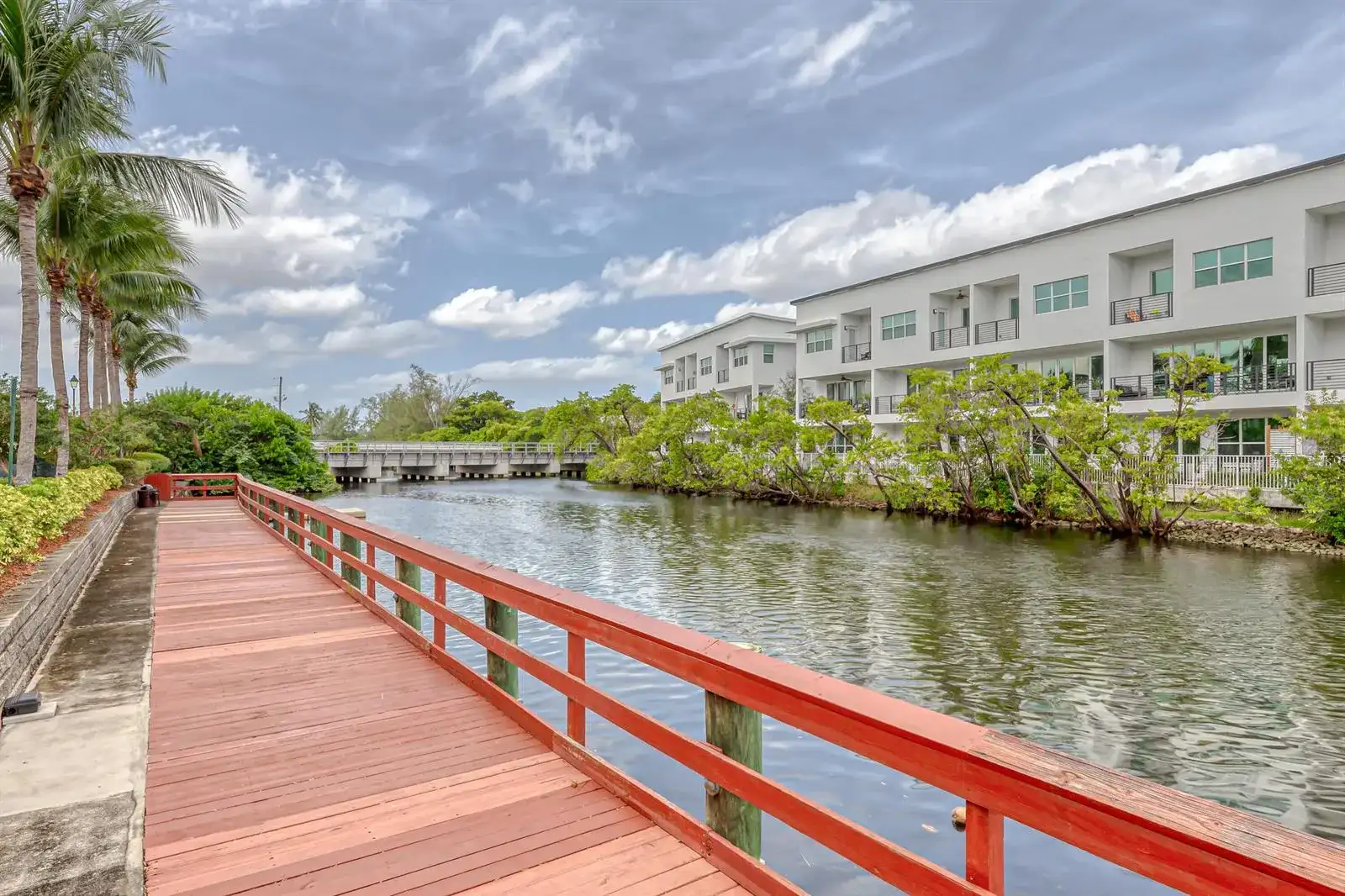 2631 NE 14th Avenue # 406, Wilton Manors FL 33334 photo 3