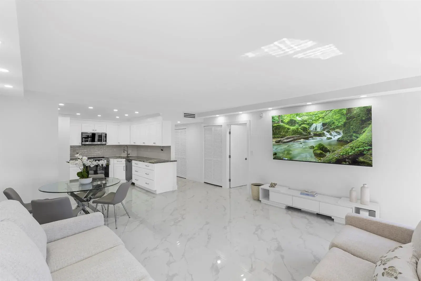 3800 Galt Ocean Drive # 808, Fort Lauderdale FL 33308