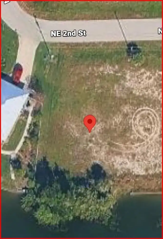 2106 NE 2nd Street, Cape Coral FL 33909 photo 2