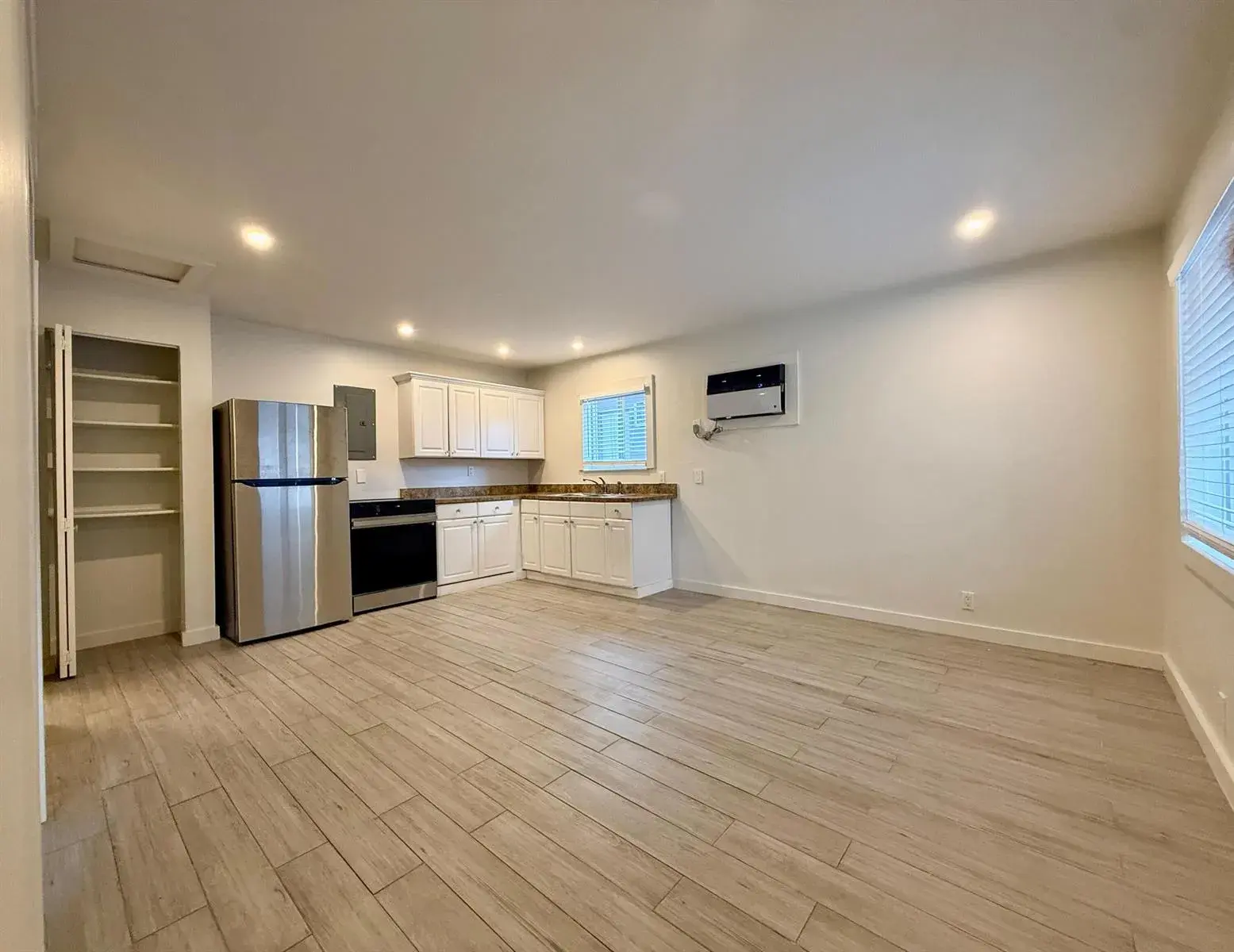 1215 NE 17th Avenue Unit 6, Fort Lauderdale FL 33304