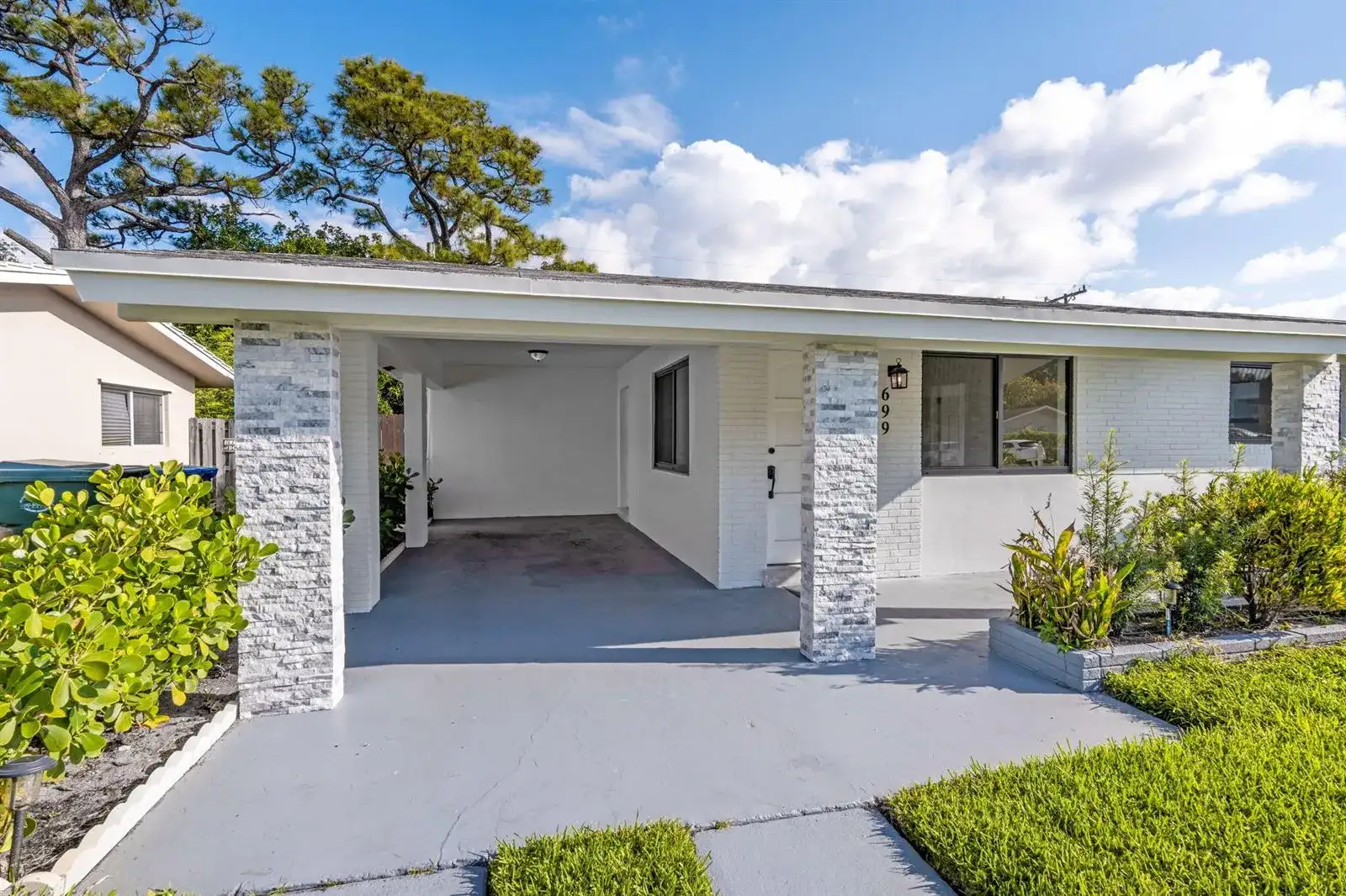 699 NE 40th Street, Oakland Park FL 33334 photo 4