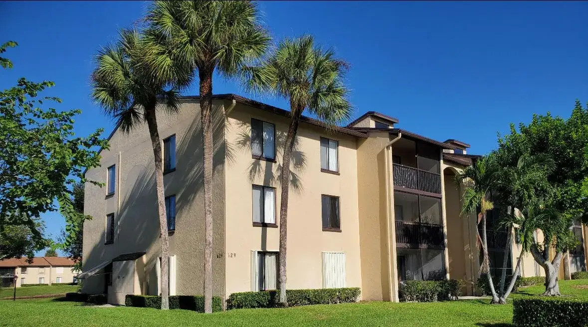 629 Sea Pine Way # A1, FL 33415 photo 3