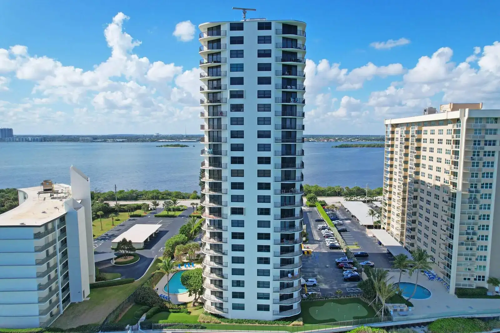 5420 N Ocean Drive # 1803, Singer Island FL 33404 photo 3