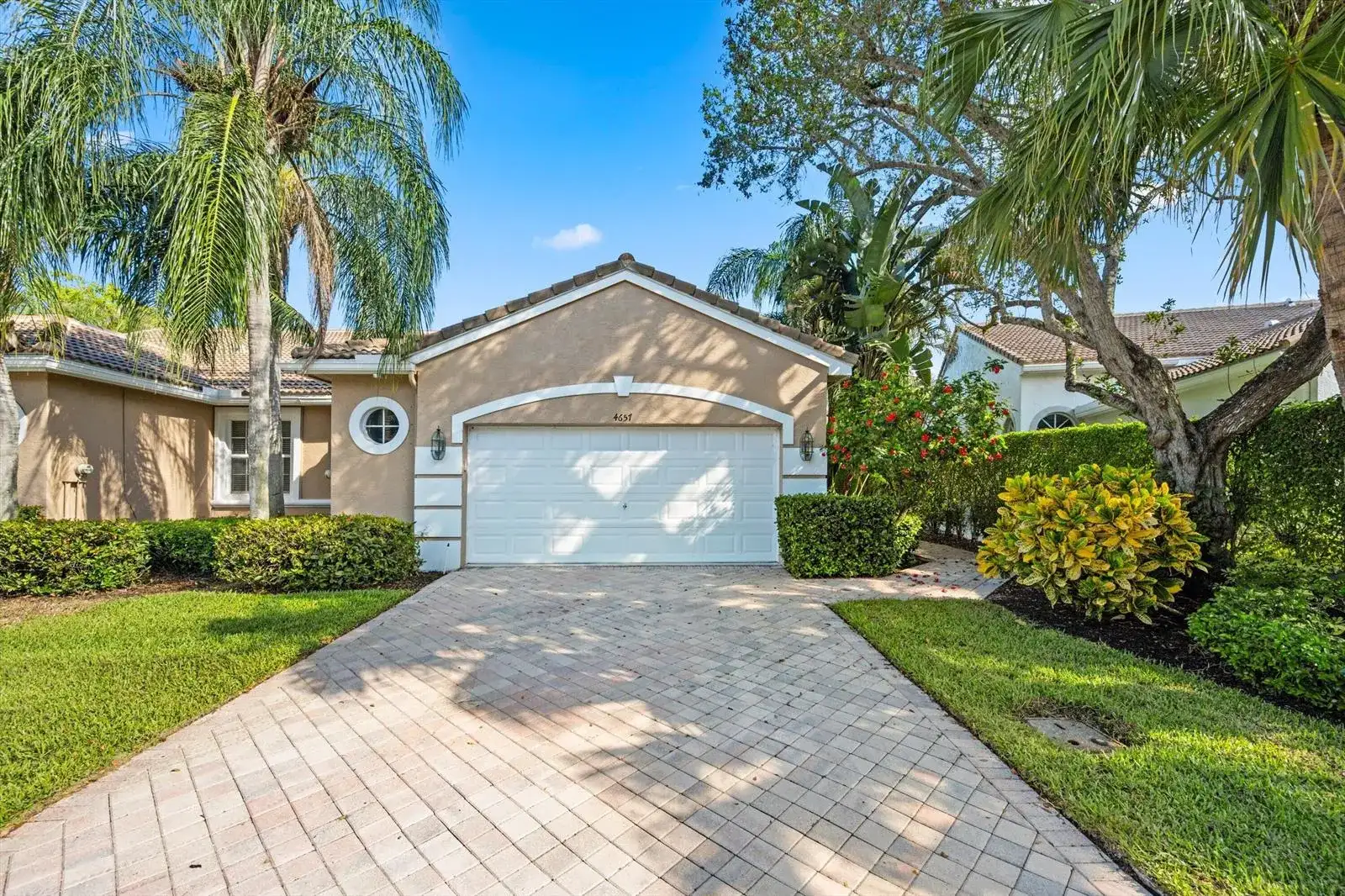 4657 Carlton Golf Drive, Lake Worth FL 33449 photo 2