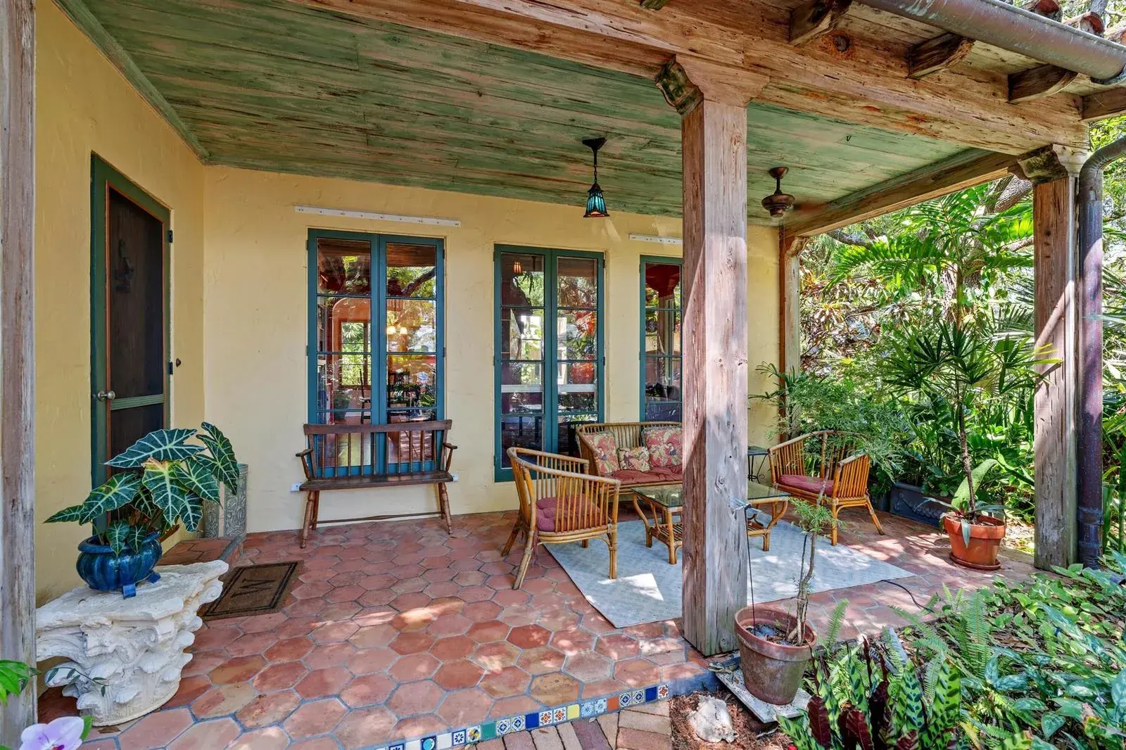 825 Alamanda Street, Boca Raton FL 33486
