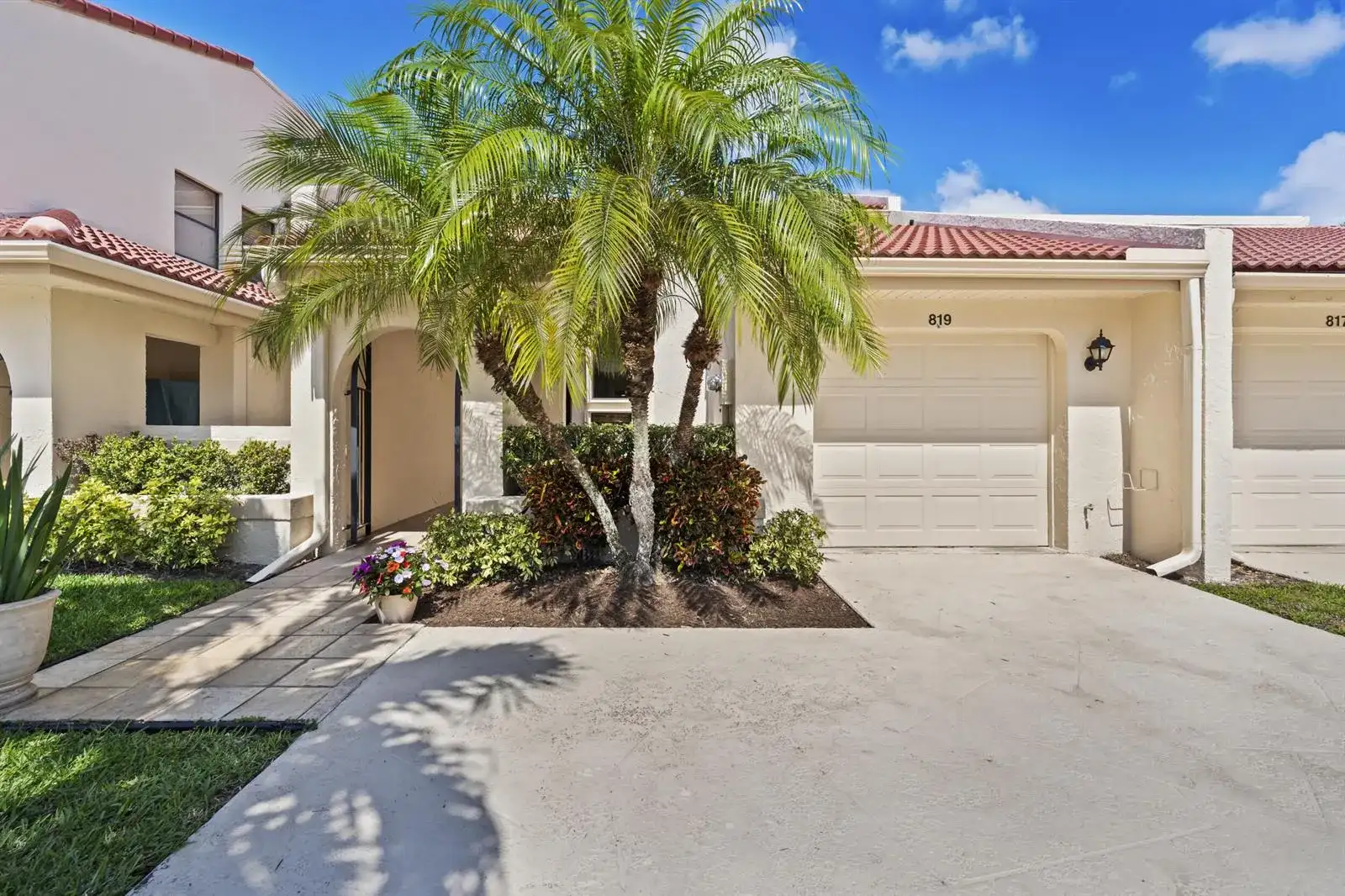 819 Windermere Way, Palm Beach Gardens FL 33418 photo 2