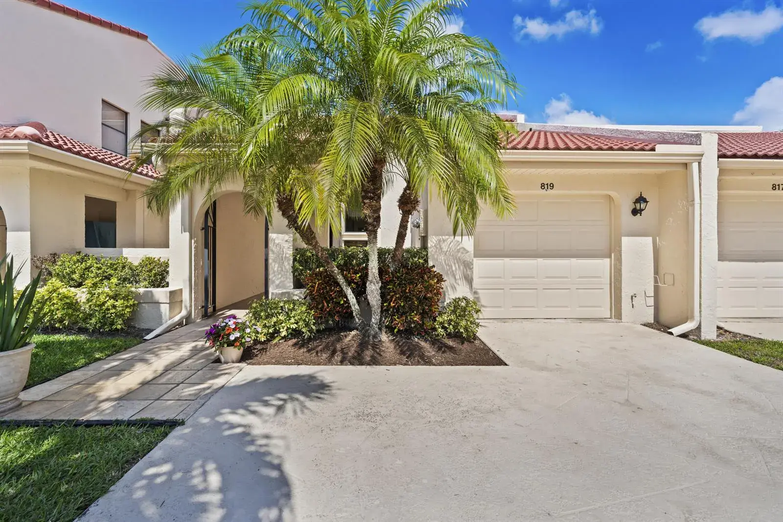 819 Windermere Way, Palm Beach Gardens FL 33418