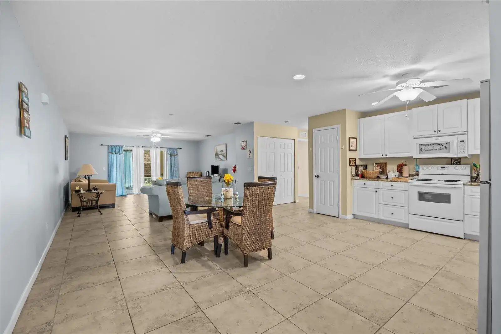2074 SE Wild Meadow Circle, Port St. Lucie FL 34952 photo 2