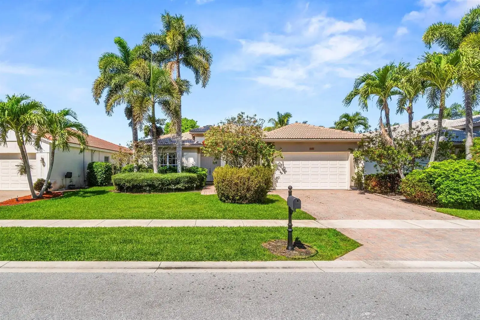 4621 Windward Cove Lane, Wellington FL 33449