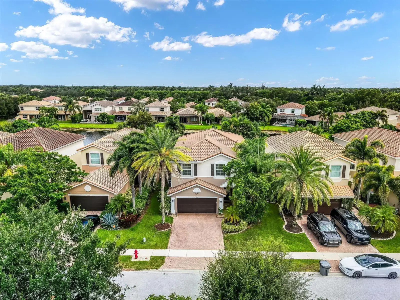 8292 Calabria Lakes Drive, Boynton Beach FL 33473 photo 5