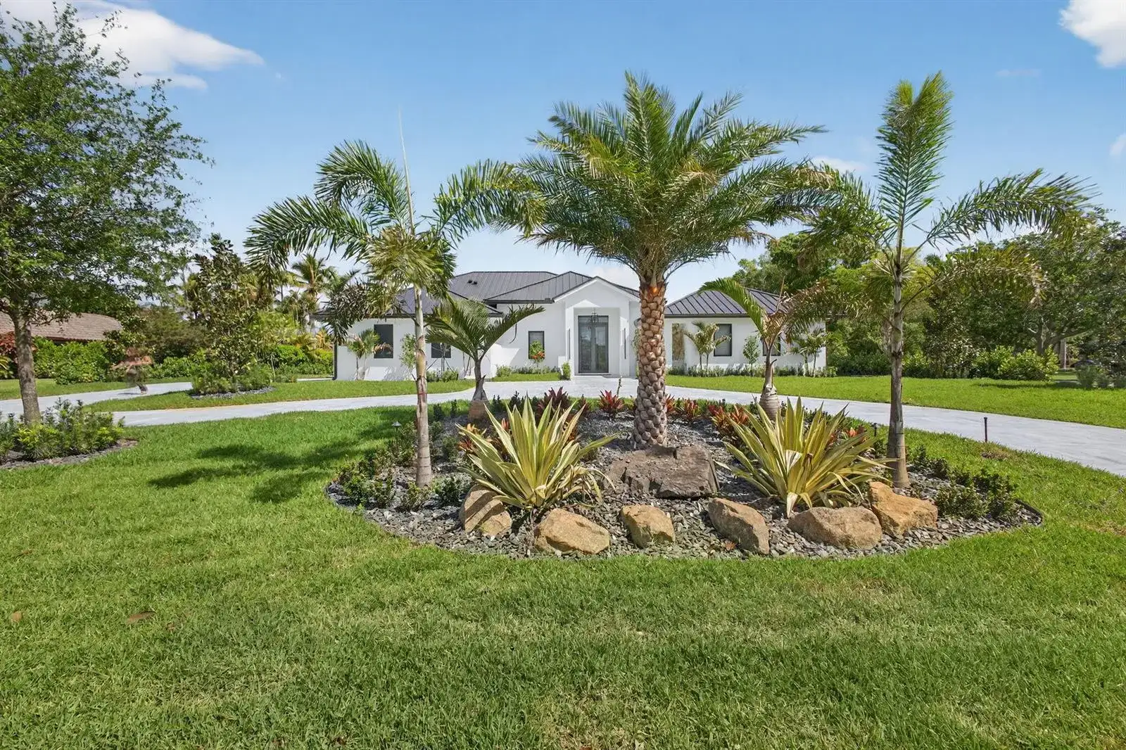 8771 Man O War Road, Palm Beach Gardens FL 33418 photo 3