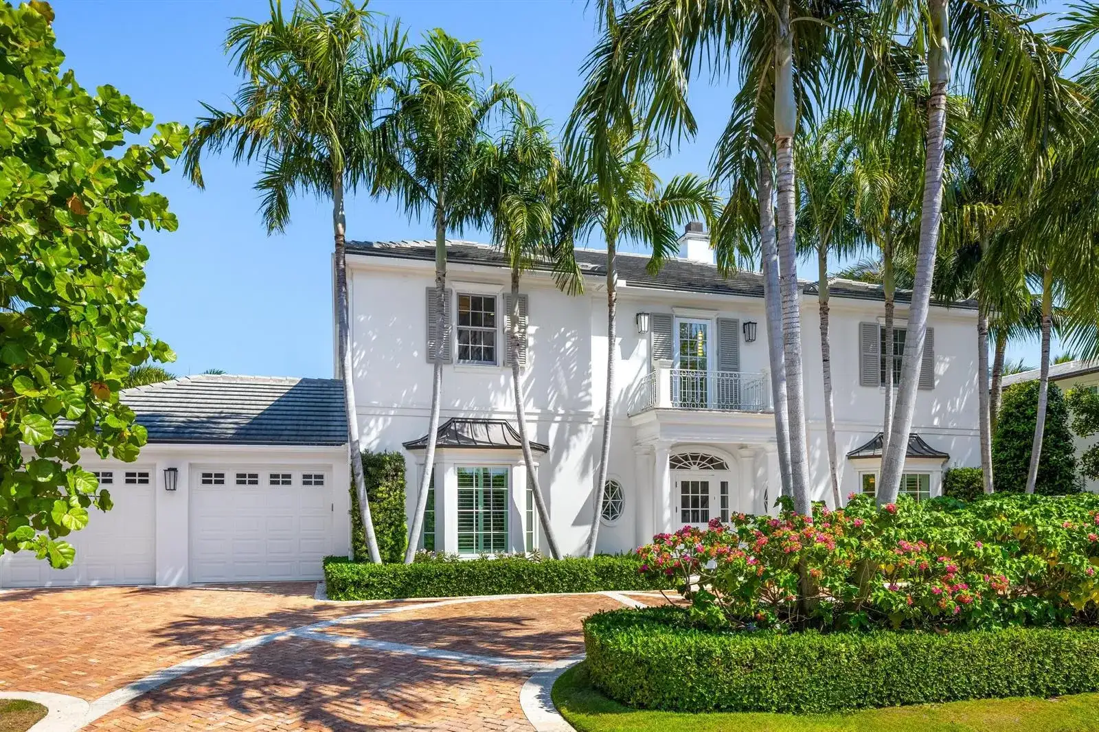 211 Ocean Terrace, Palm Beach FL 33480 photo 3