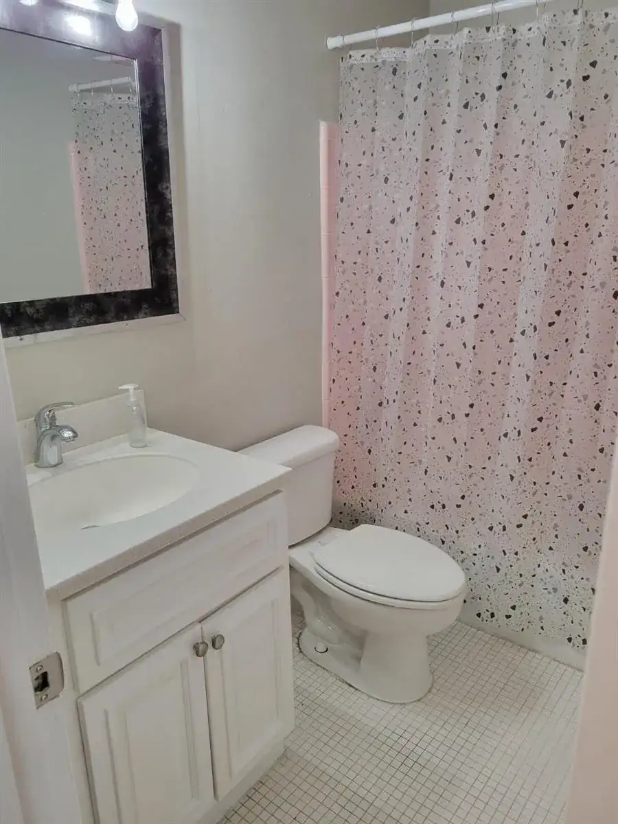 2303 S Federal Highway # 19, Boynton Beach FL 33435 photo 4