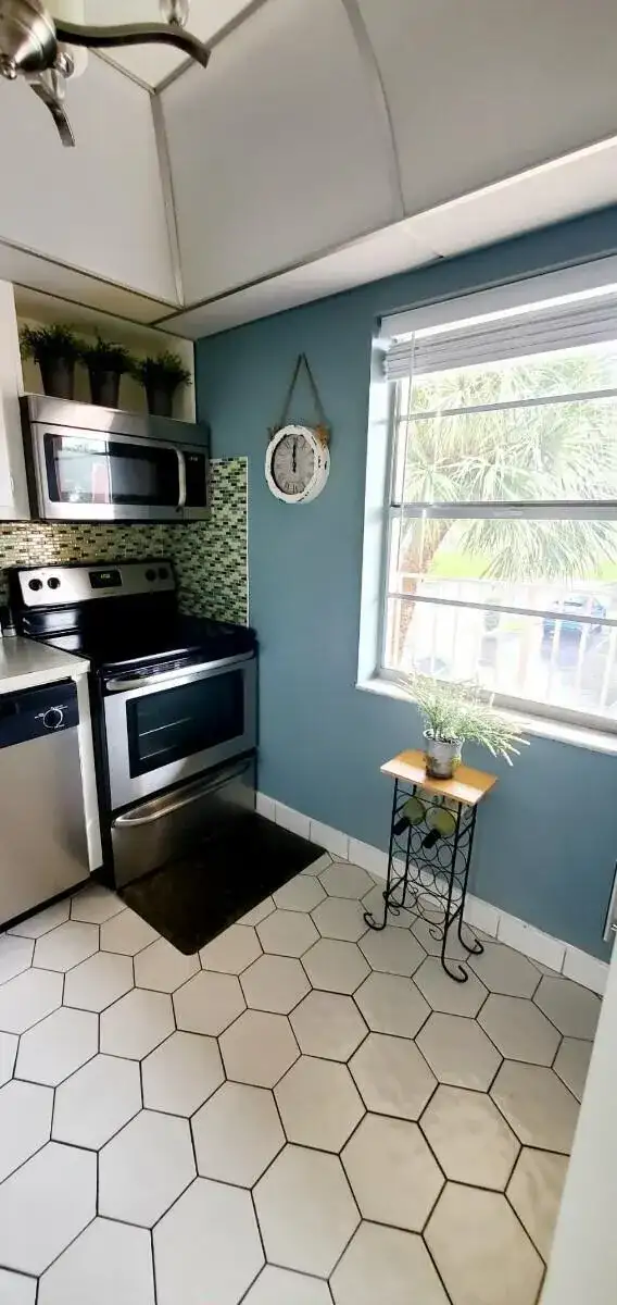 1010 Country Club Drive # 206, Margate FL 33063 photo 4
