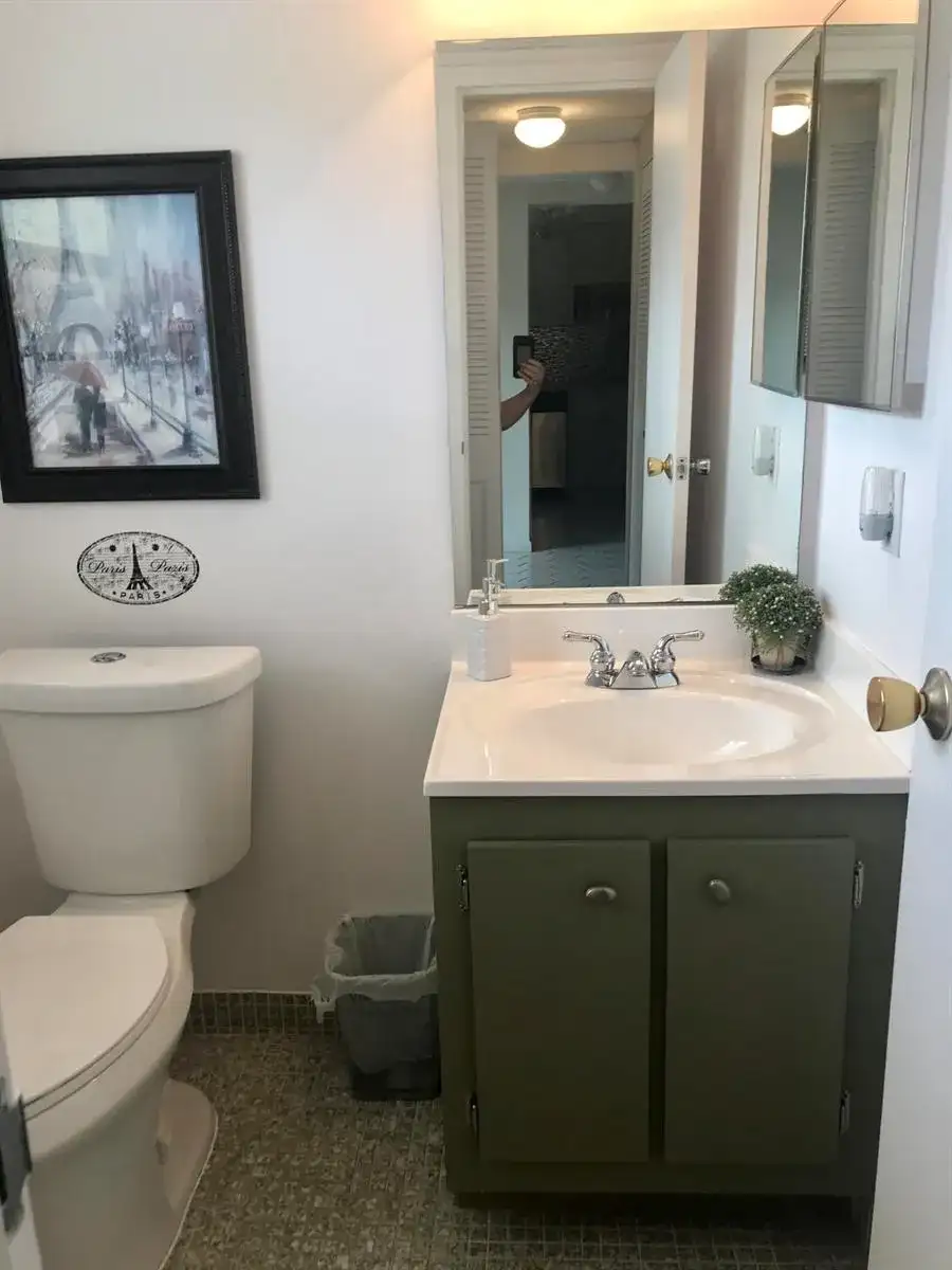 1010 Country Club Drive # 206, Margate FL 33063 photo 5