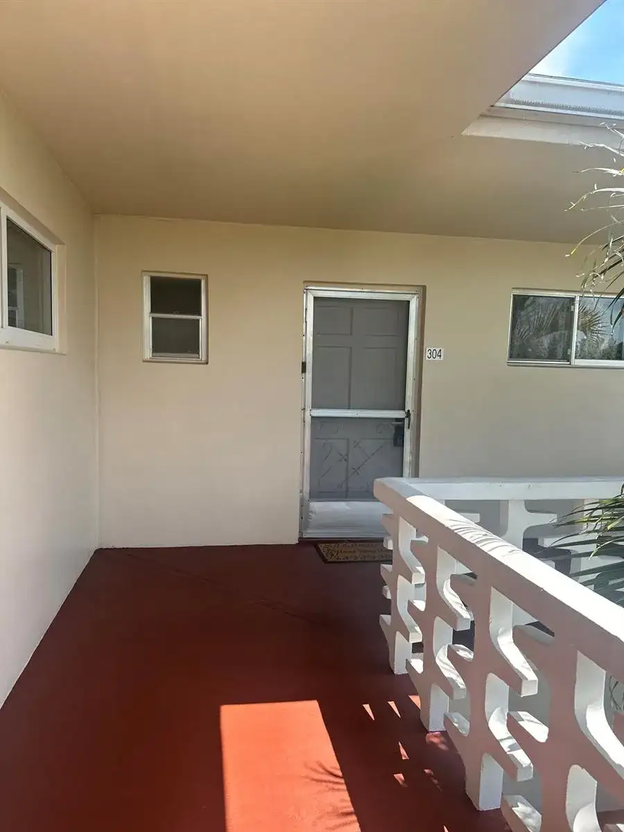 2812 S Garden Dr # 304, Lake Worth FL 33461 photo 3