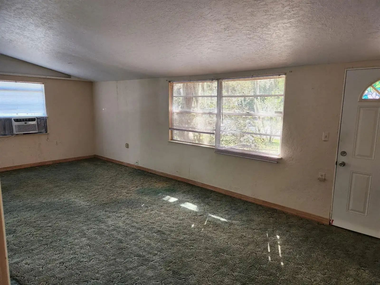 2319 S Summerlin Avenue, Sanford FL 32771 photo 3
