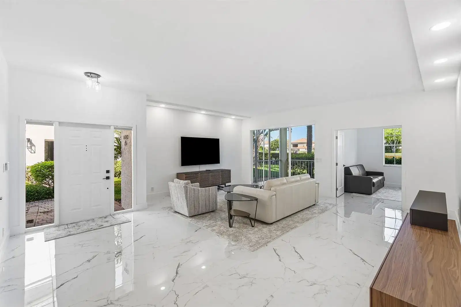 5082 Lake Catalina Drive # A, Boca Raton FL 33496 photo 2