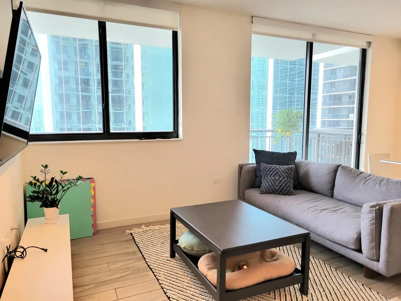 999 SW 1st Avenue # 1914, Miami FL 33130 photo 3