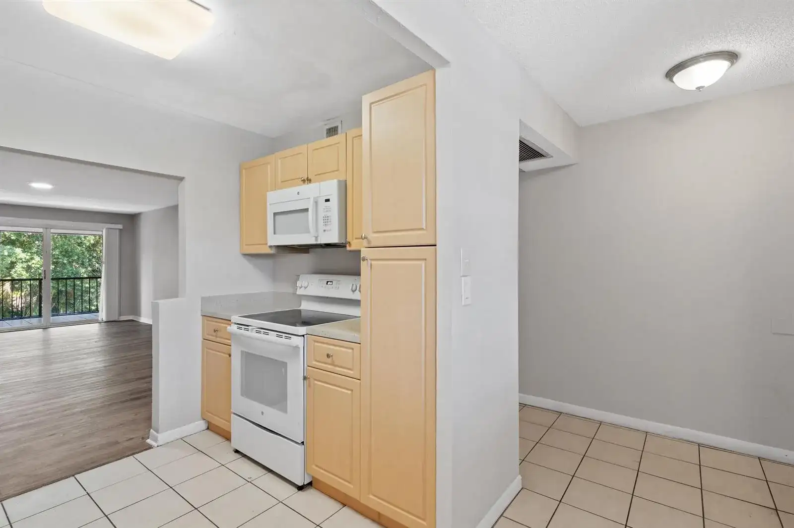 2700 Coral Springs Drive # 309, Coral Springs FL 33065 photo 4