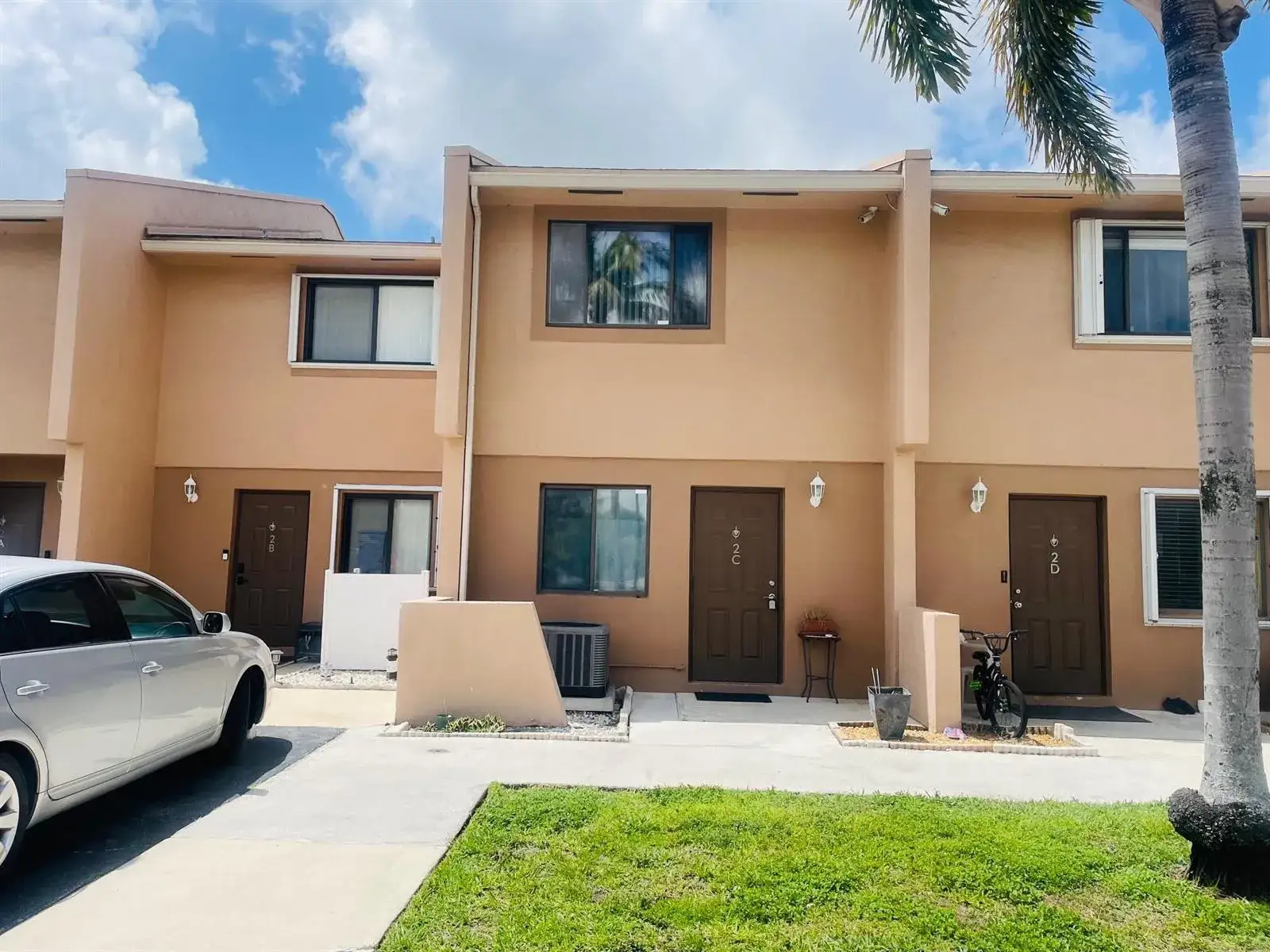 139 Sparrow Drive # 2c, Royal Palm Beach FL 33411