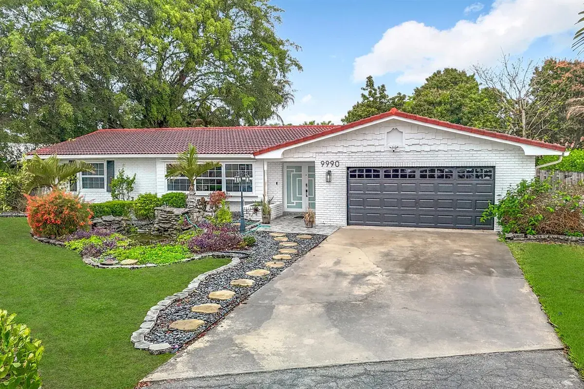 9990 NW 38th Street, Coral Springs FL 33065