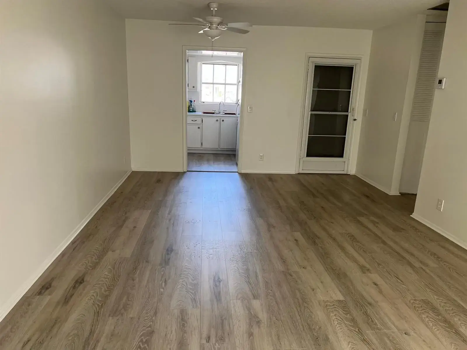 2736 Dudley Drive E # I, West Palm Beach FL 33415